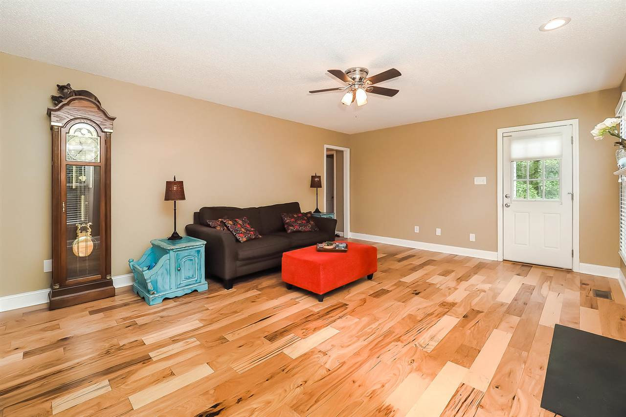 800 Shackleton Road Apex, NC 27502 - Photo 4 of 22 Family Room