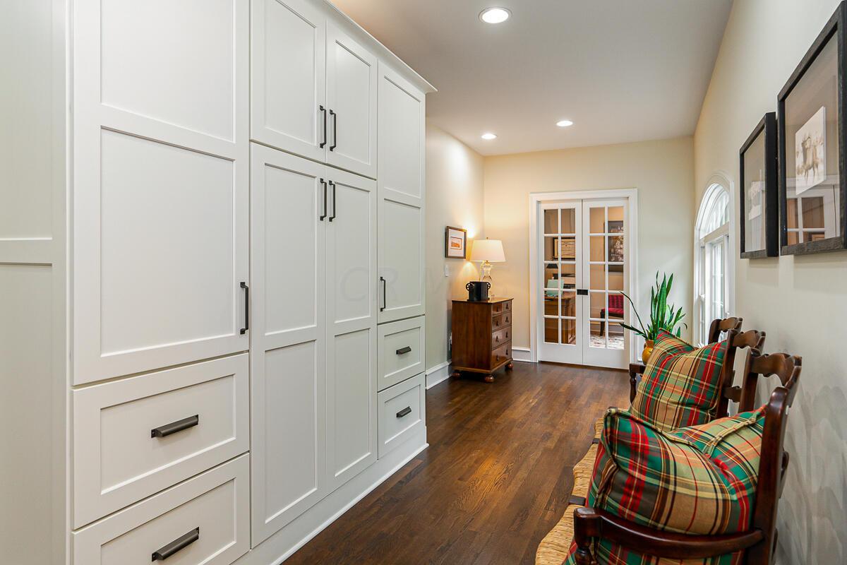 8298 Harlem Road Westerville, OH 43081 - Photo 25 of 66 Hallway to Home Office with New Built-in