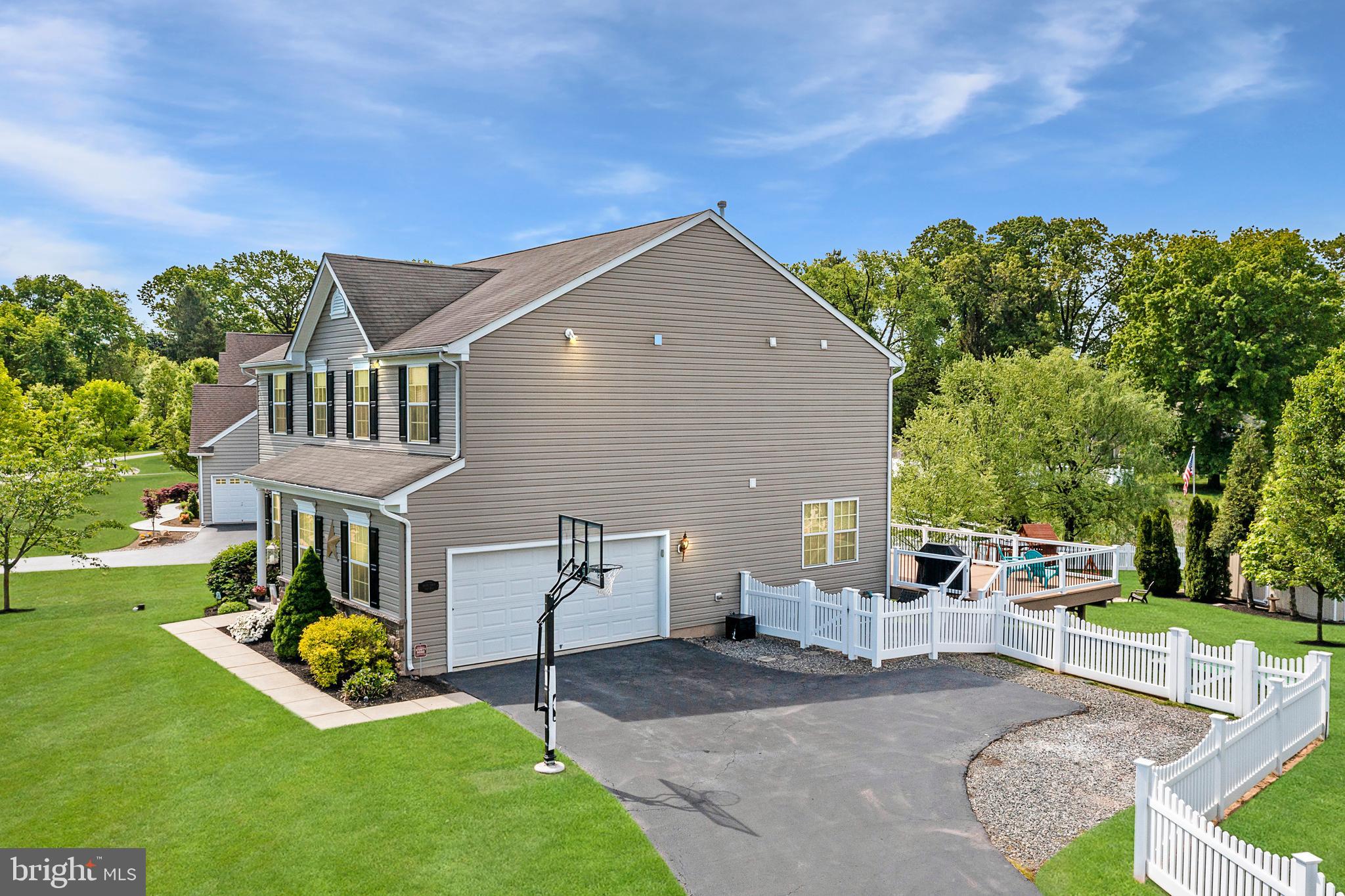 13 Wood Lea Road Pottstown, PA 19465 - Photo 3 of 59 Gallery Image 3
