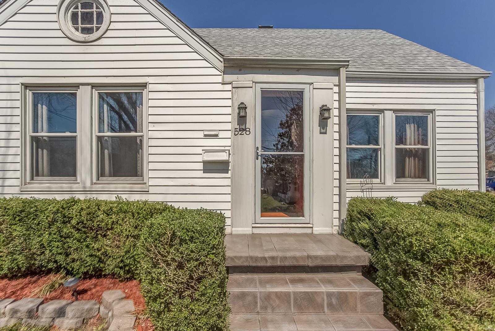 528 South Rapp Avenue Columbia, IL 62236 - Photo 1 of 39 Gallery Image 1
