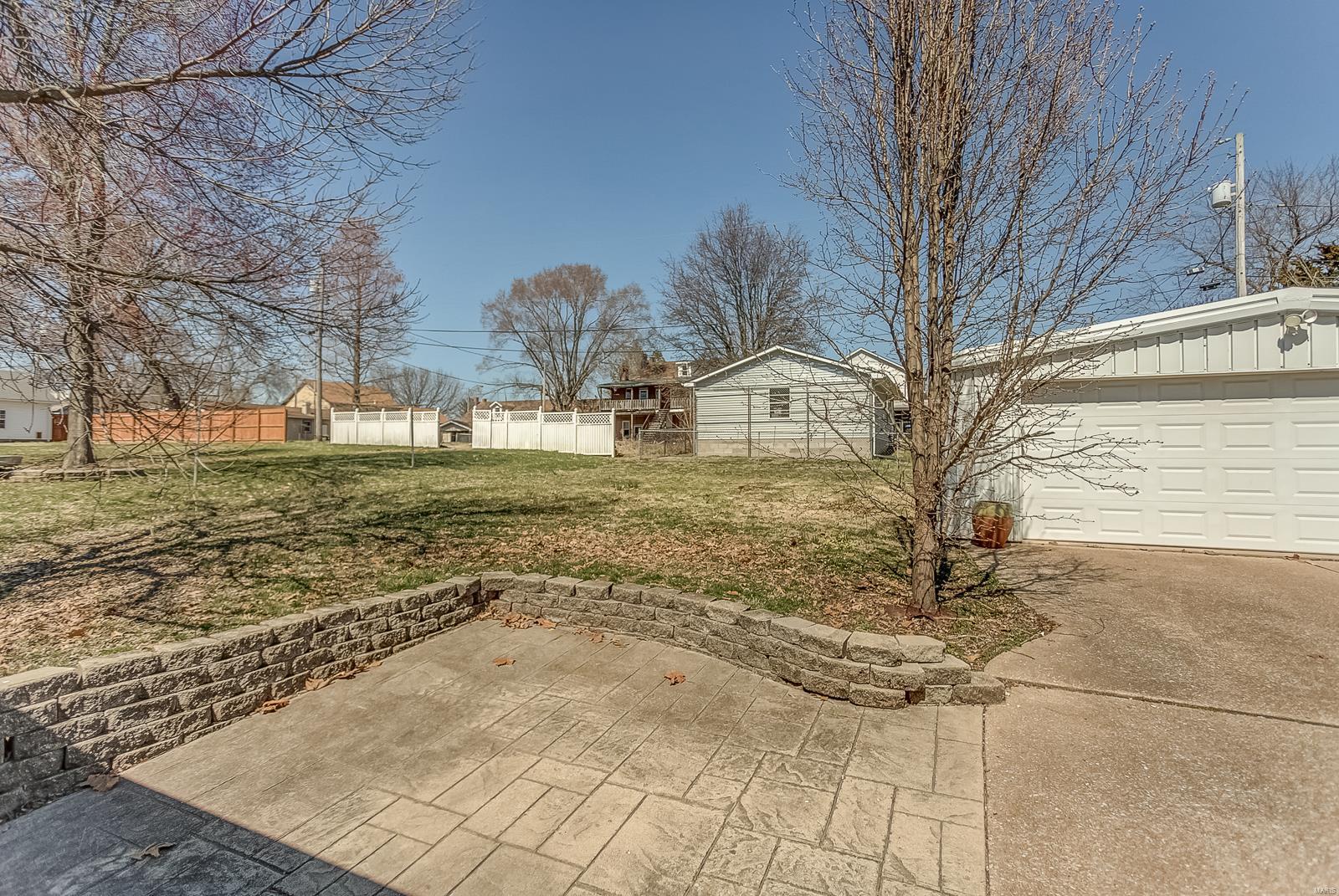 528 South Rapp Avenue Columbia, IL 62236 - Photo 31 of 39 Gallery Image 31