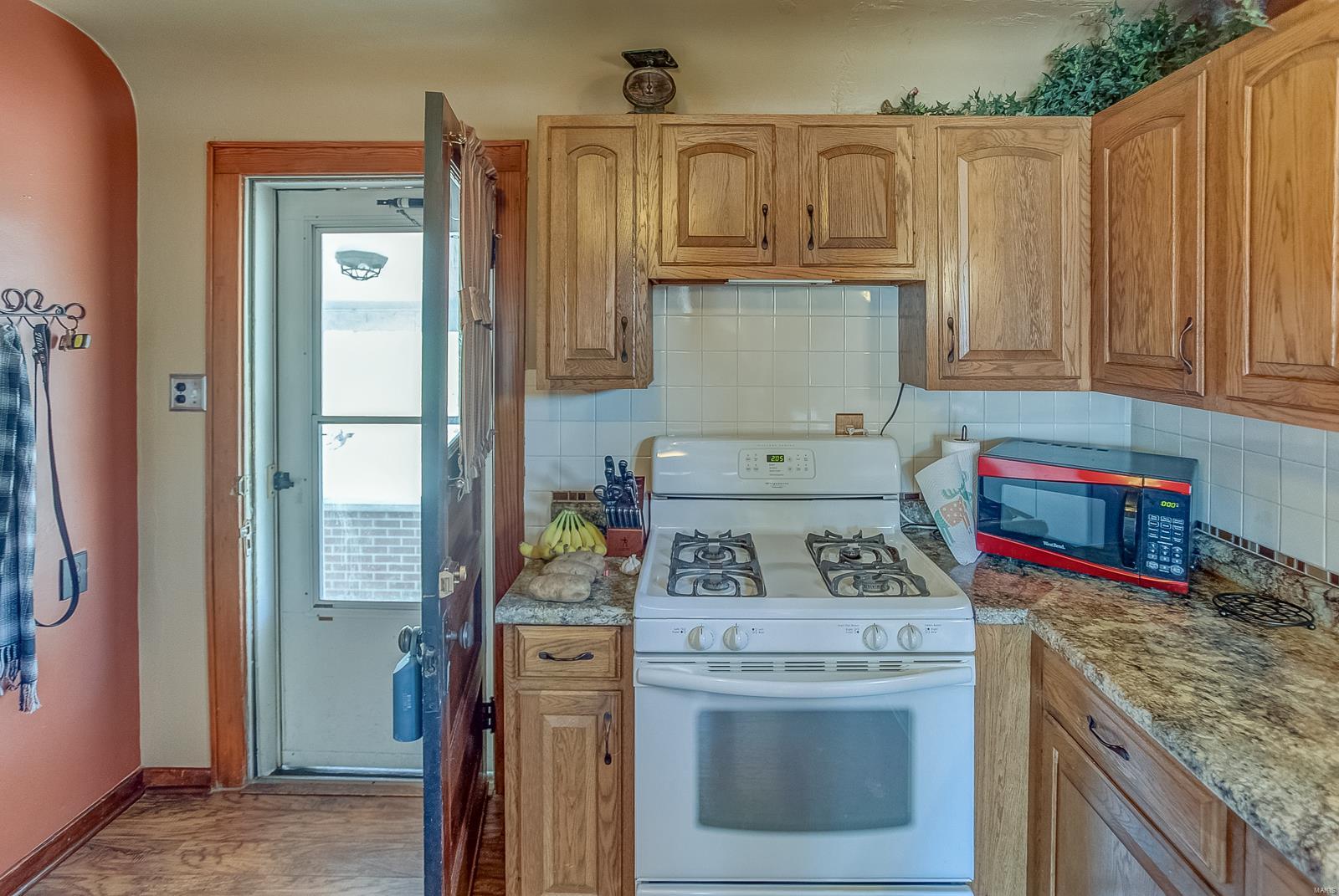 528 South Rapp Avenue Columbia, IL 62236 - Photo 8 of 39 Gallery Image 8