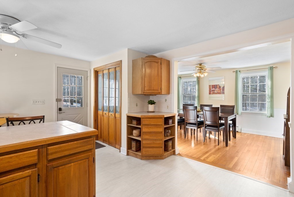 172 Groton Road Westford, MA 01886 - Photo 11 of 32 Gallery Image 11