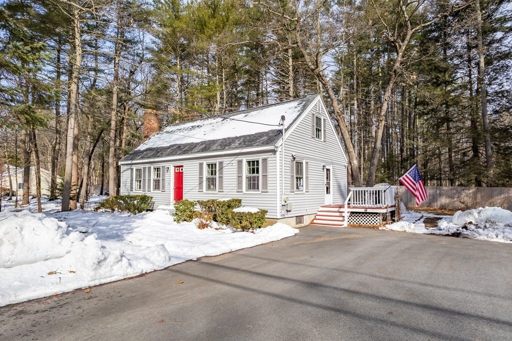 172 Groton Road Westford, MA 01886 - Photo 2 of 32 Gallery Image 2