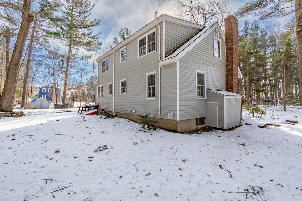 172 Groton Road Westford, MA 01886 - Photo 4 of 32 Gallery Image 4