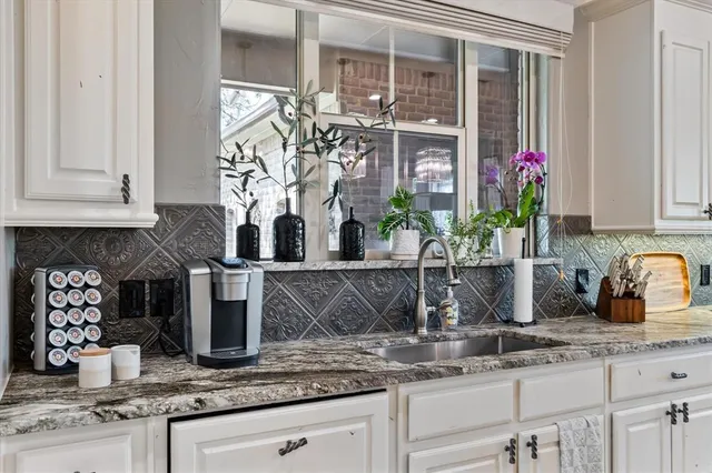 $2,995,000 | 6000 Farm To Market 455, Sanger, TX 76266