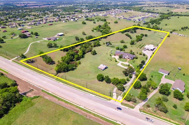 $2,995,000 | 6000 Farm To Market 455, Sanger, TX 76266