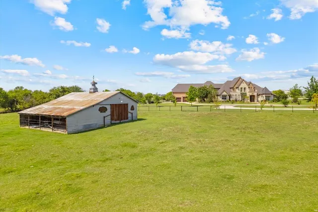 $2,995,000 | 6000 Farm To Market 455, Sanger, TX 76266