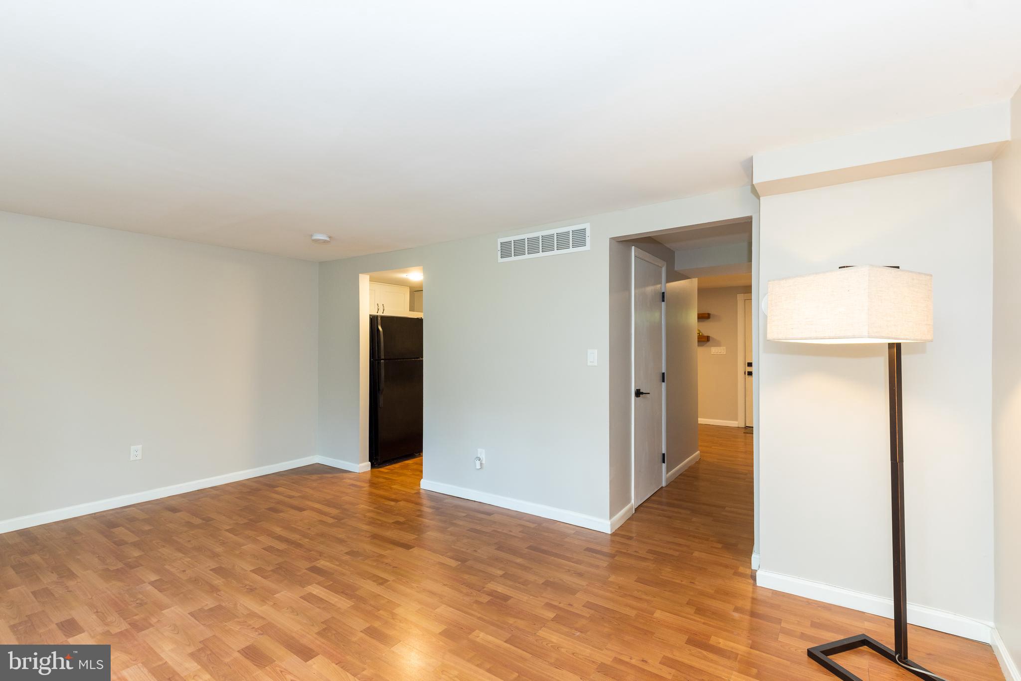 5437 Fallriver Row Court Columbia, MD 21044 - Photo 12 of 43 Neutral Colors