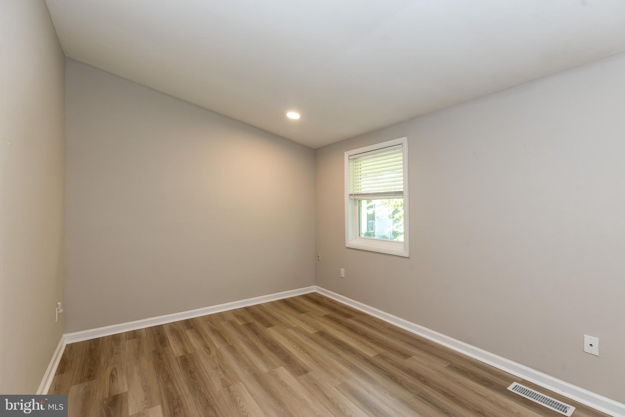 5437 Fallriver Row Court Columbia, MD 21044 - Photo 20 of 43 recessed lights
