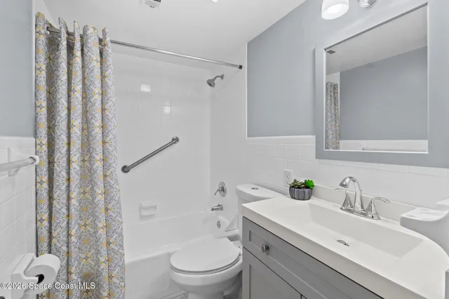 $250,000 | 500 Palm Springs Boulevard, Unit 710, Indian Harbour Beach, FL 32937