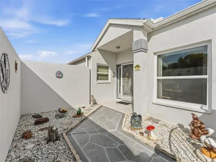 $297,000 | 1007 La Bamba Court, Spring Hill, FL 34608
