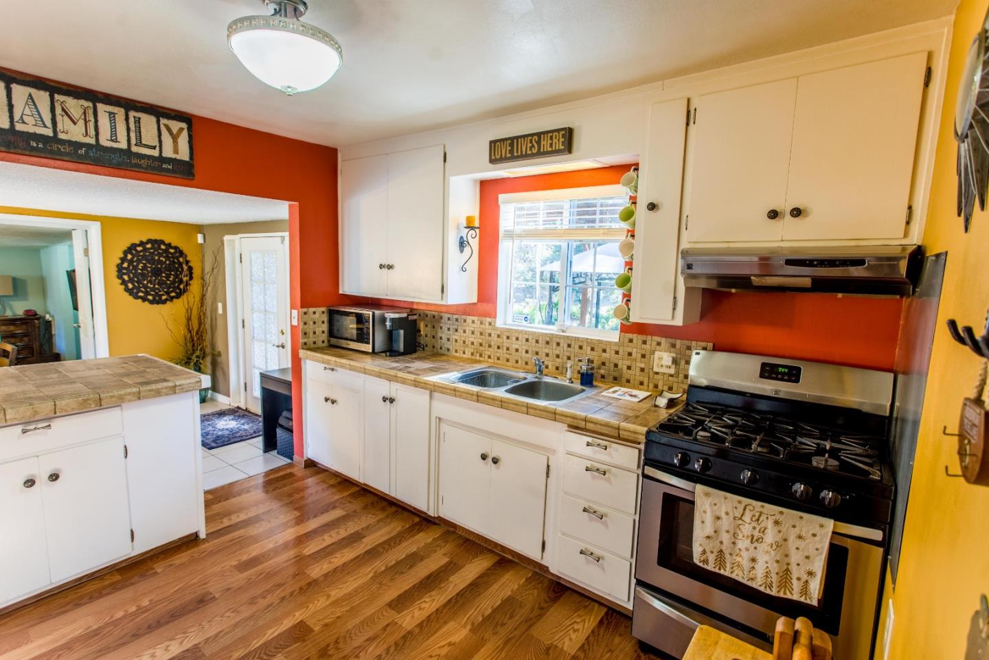 517 Maher Road Watsonville, CA 95076 - Photo 5 of 12 Gallery Image 5