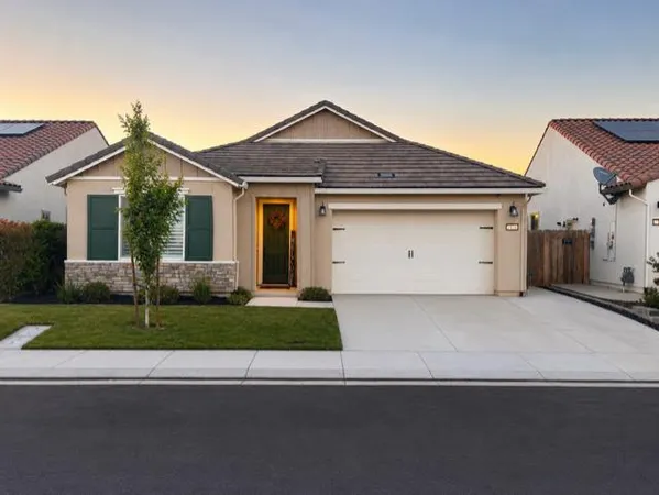 $624,000 | 2119 Satinleaf Drive, Riverbank, CA 95367