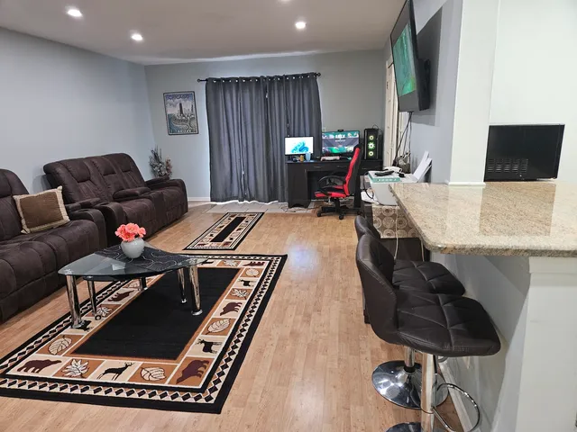 $205,000 | 603 Falcon Drive, Unit 104A, Arlington Heights, IL 60005