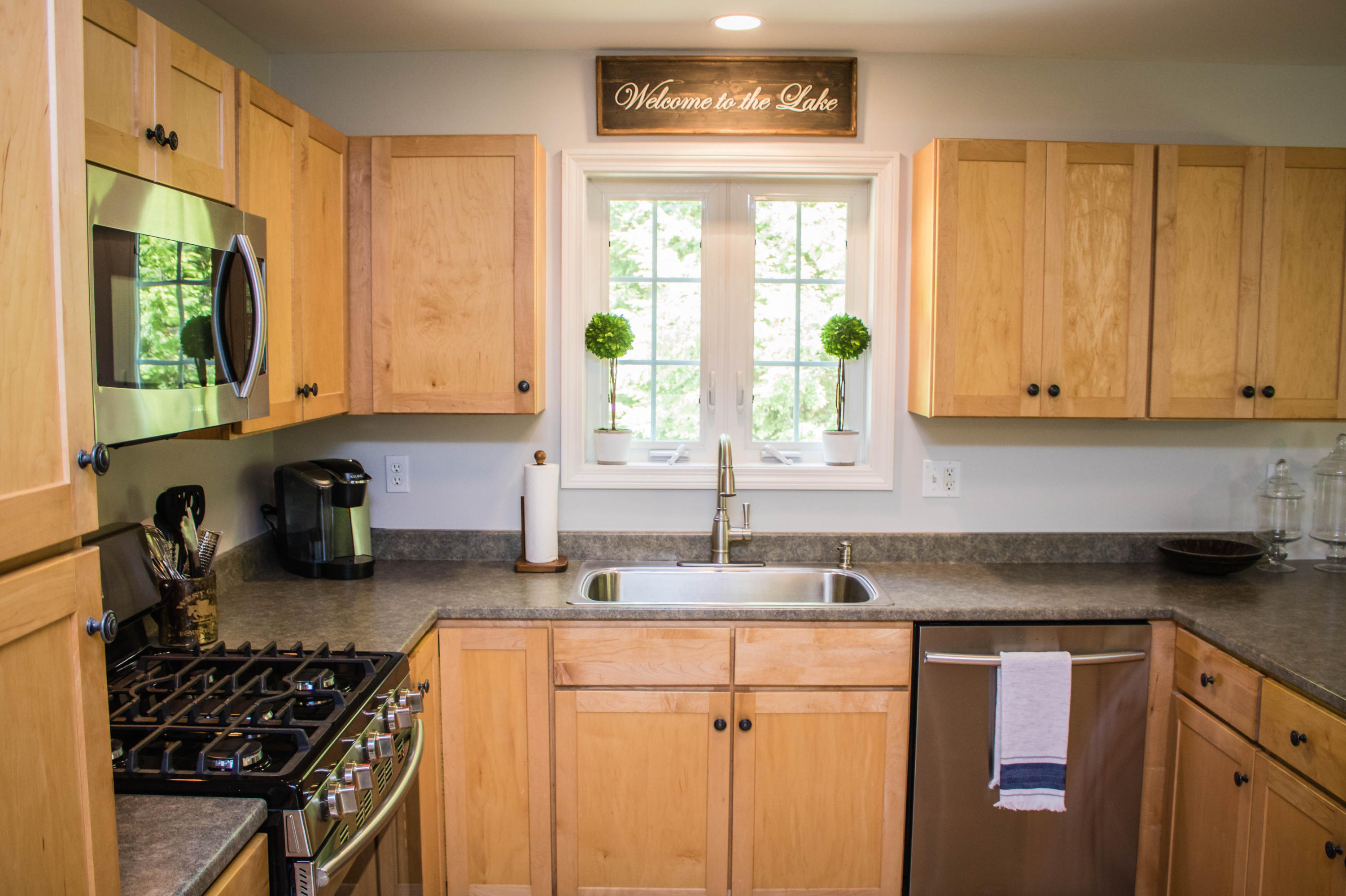 84 Mountain View Road Casco, ME 04015 - Photo 4 of 39 IMG_5827