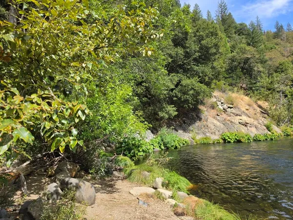 $225,000 | Siskiyou Ave/ River Avenue, Dunsmuir, CA 96025