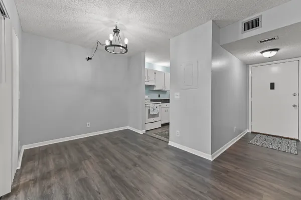 $224,900 | 6500 Chasewood Drive, Unit A, Jupiter, FL 33458