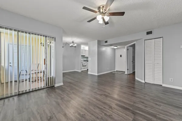 $224,900 | 6500 Chasewood Drive, Unit A, Jupiter, FL 33458