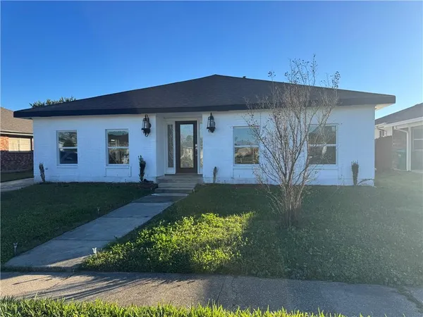 $325,000 | 57 Driftwood Boulevard, Kenner, LA 70065