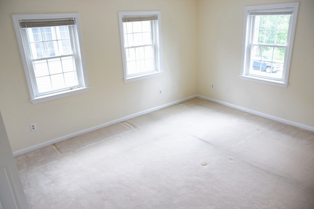 35 Merrymount Road, Unit 1 Quincy, MA 02169 - Photo 17 of 36 Gallery Image 17