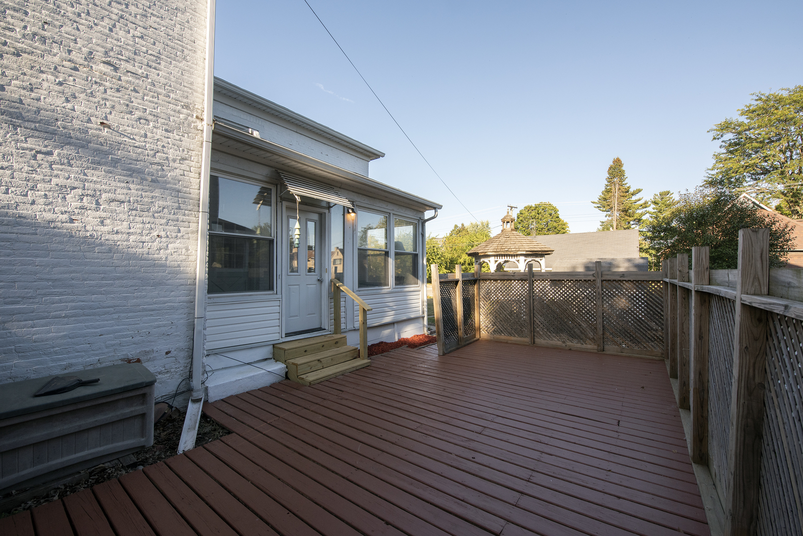716 Locust Street Sterling, IL 61081 - Photo 6 of 27 a view of a terrace with seating space