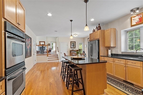 10 Babicz Road Tewksbury, MA 01876 - Photo 12 of 42