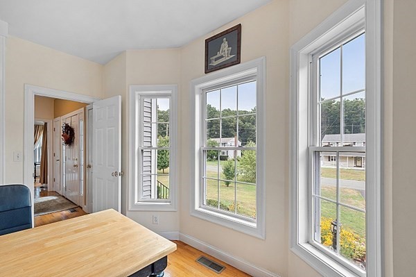 10 Babicz Road Tewksbury, MA 01876 - Photo 7 of 42