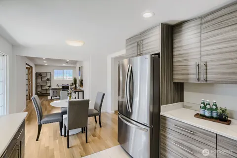 $1,050,000 | 14379 104th Avenue Northeast, Kirkland, WA 98034