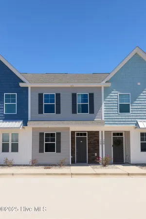 $1,750 | 303 Starfish Lane, Sneads Ferry, NC 28460