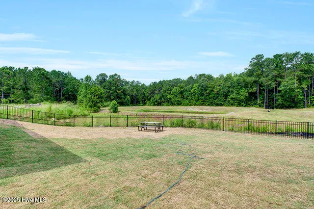 $1,800 | 303 Starfish Lane, Sneads Ferry, NC 28460