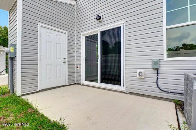 $1,800 | 303 Starfish Lane, Sneads Ferry, NC 28460