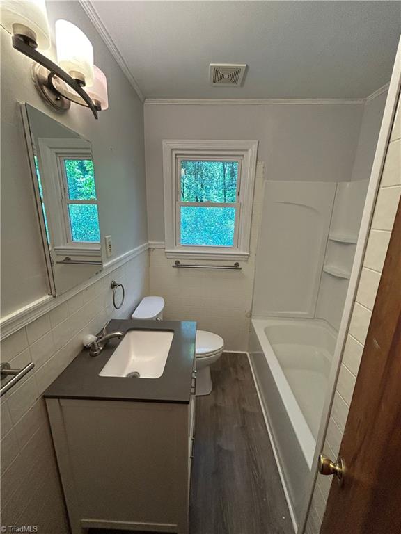 4403 Edgemore Road Greensboro, NC 27455 - Photo 11 of 24 Gallery Image 11