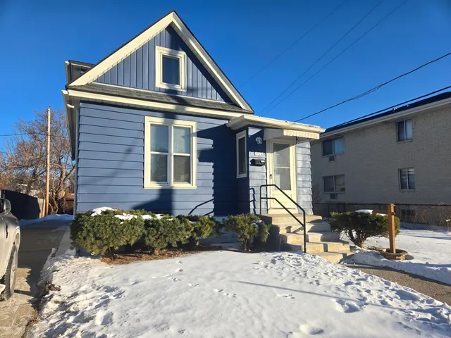 $294,900 | 7924 West Becher Street, West Allis, WI 53219