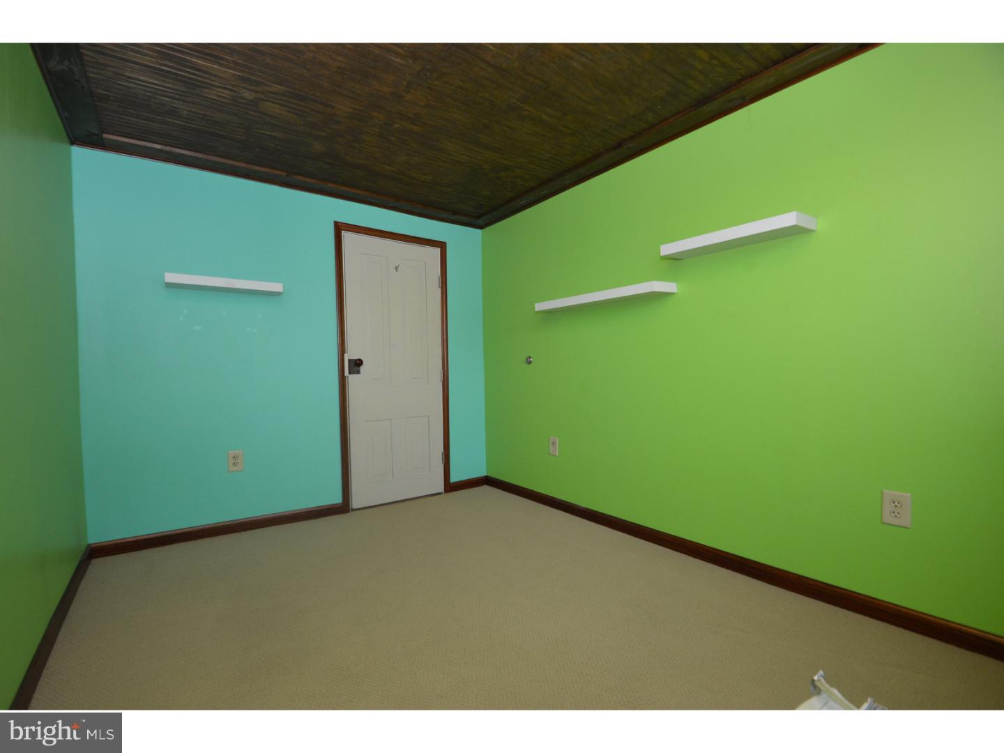 6110 Weaversville Road Bethlehem, PA 18017 - Photo 18 of 24 Gallery Image 18