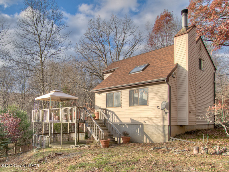 349 Minks Pond Road Bushkill, PA 18324 - Photo 1 of 13 Front