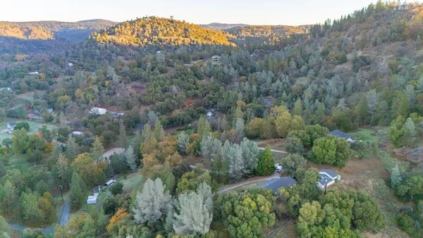 $549,000 | 19617 Victoria Drive, Grass Valley, CA 95949