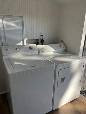 a close view of sink and tap
