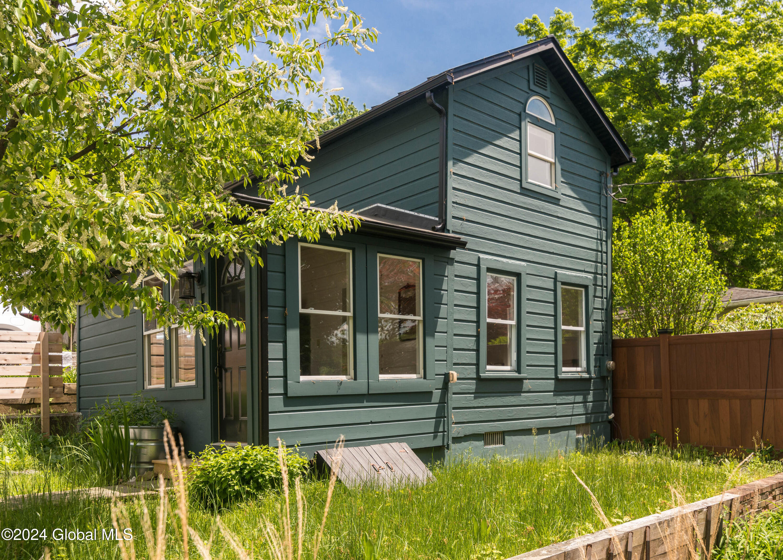 445 Lakeview Road Copake, NY 12516 - Photo 23 of 45 Lakeview Summer Pix-11