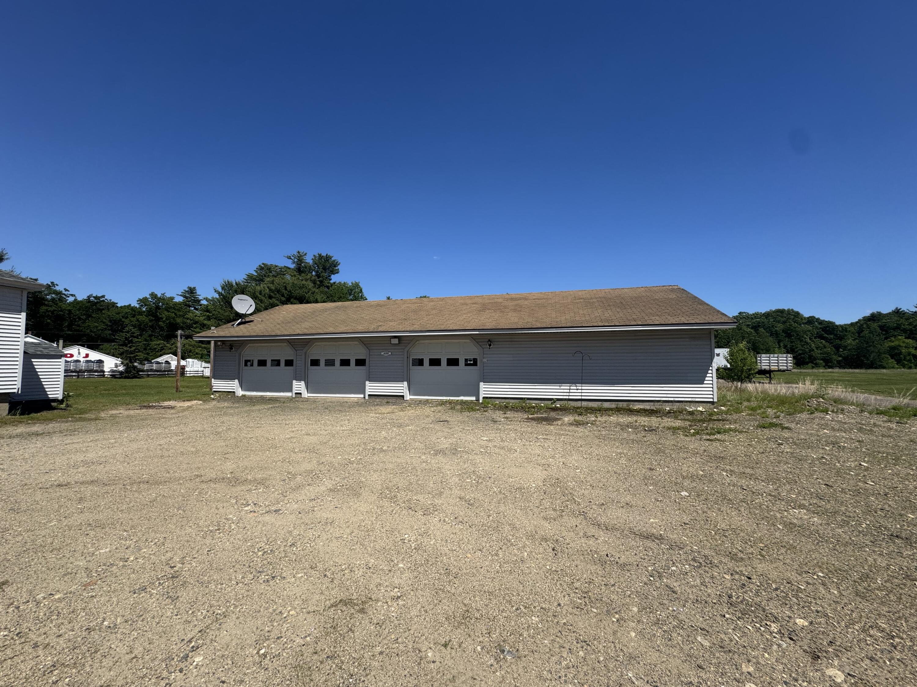 409 Alfred Road Sanford, ME 04073 - Photo 2 of 12 IMG_9832 (2)