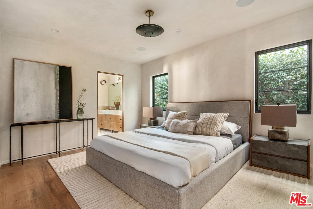 12106 Maxwellton Road Studio City, CA 91604 - Photo 18 of 38