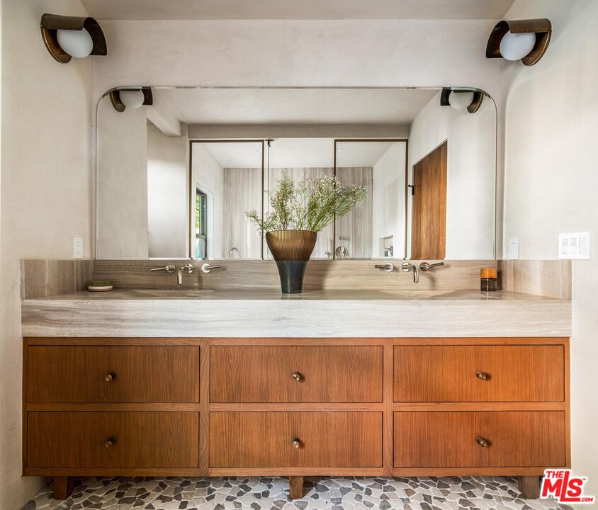 12106 Maxwellton Road Studio City, CA 91604 - Photo 21 of 38