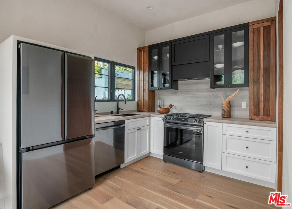 12106 Maxwellton Road Studio City, CA 91604 - Photo 33 of 38