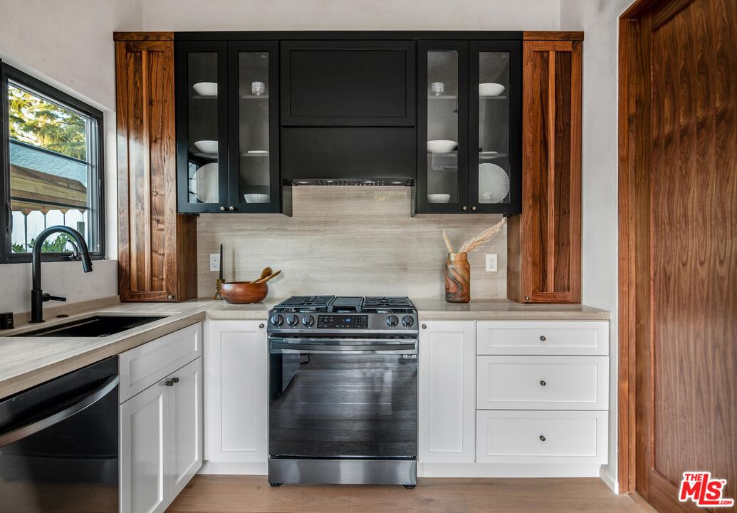 12106 Maxwellton Road Studio City, CA 91604 - Photo 34 of 38