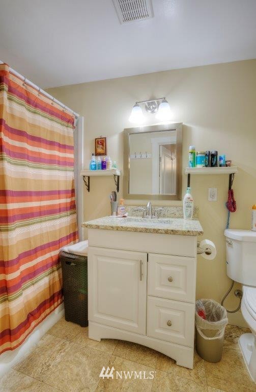 19403 Southeast 168th Street Renton, WA 98058 - Photo 7 of 17