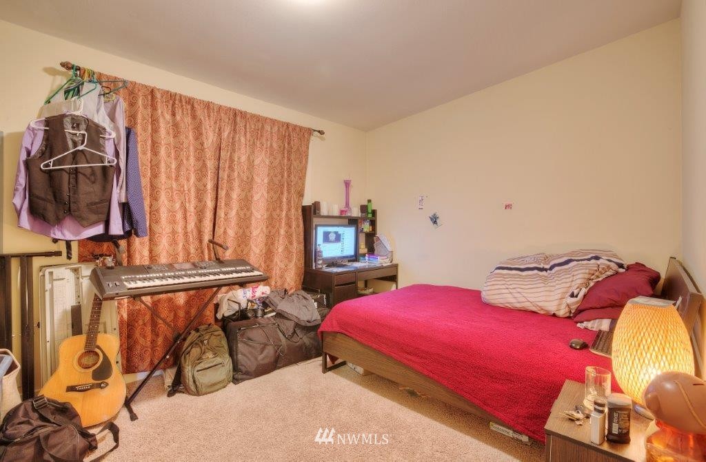 19403 Southeast 168th Street Renton, WA 98058 - Photo 10 of 17
