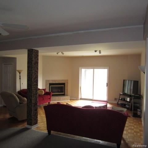 29463 Meadow Ridge South Farmington Hills, MI 48334 - Photo 29 of 33