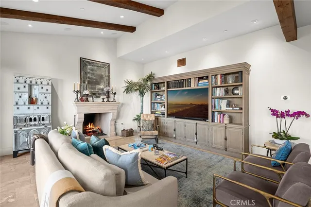 $5,495,000 | 2100 Crestview Drive, Laguna Beach, CA 92651