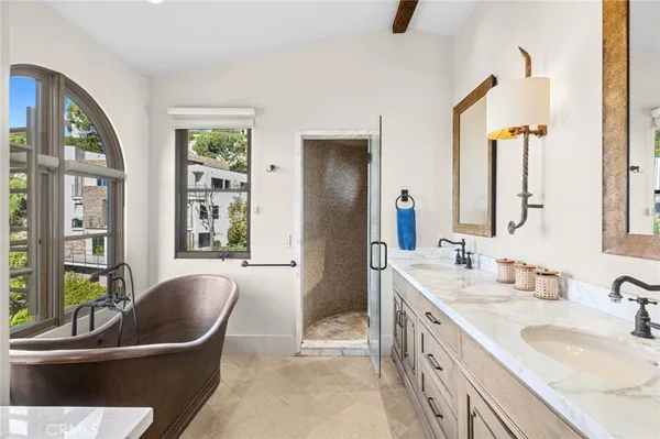 $4,995,000 | 2100 Crestview Drive, Laguna Beach, CA 92651