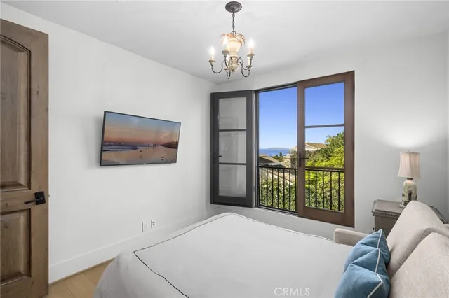 $5,495,000 | 2100 Crestview Drive, Laguna Beach, CA 92651